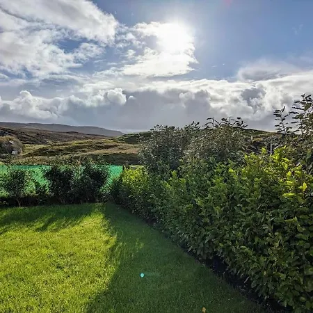 Apartment An Teach Beag Glencolmcille, Little From *