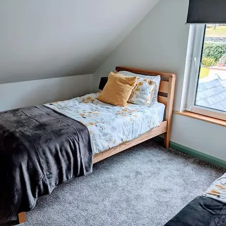 Appartement An Teach Beag Glencolmcille, Little From