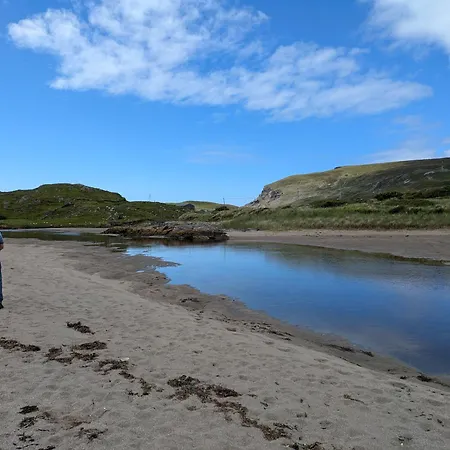 An Teach Beag Glencolmcille, Little From *