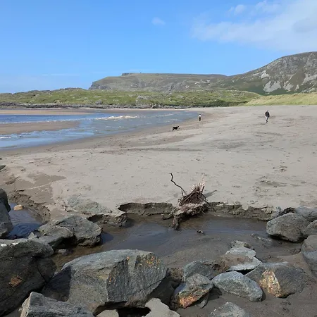 Apartment An Teach Beag Glencolmcille, Little From *