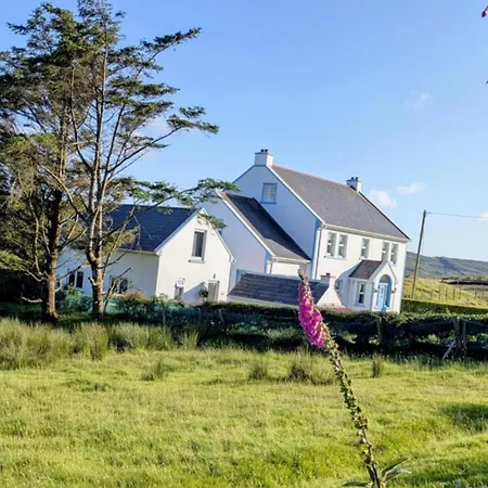 شقة An Teach Beag Glencolmcille, Little From