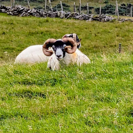 An Teach Beag Glencolmcille, Little From Гленколемкилл