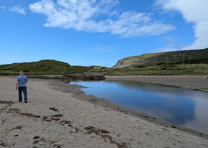 An Teach Beag Glencolmcille, Little From *