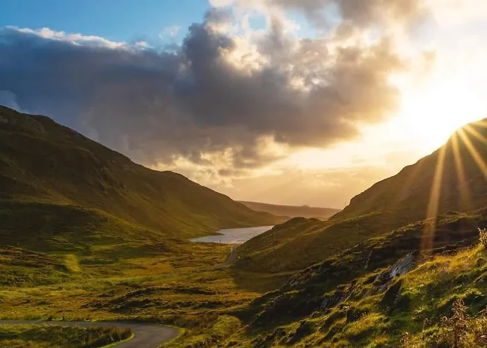 An Teach Beag Glencolmcille, Little From *