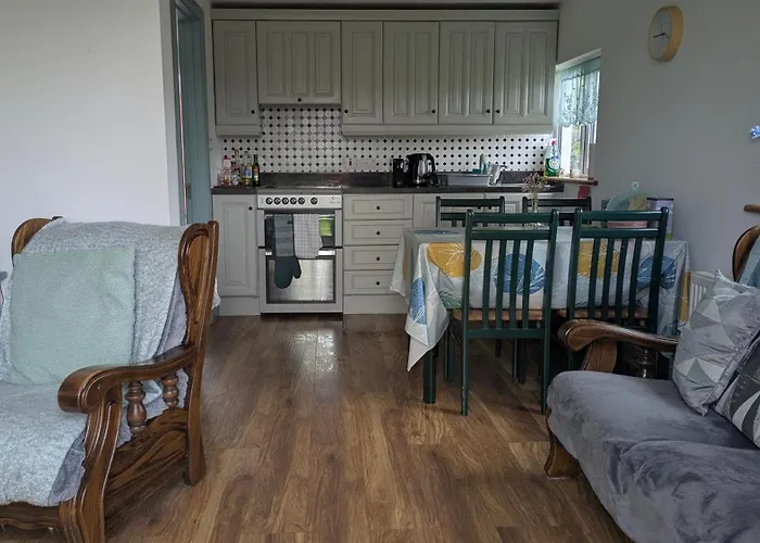 An Teach Beag Glencolmcille, Little From Апартаменты *